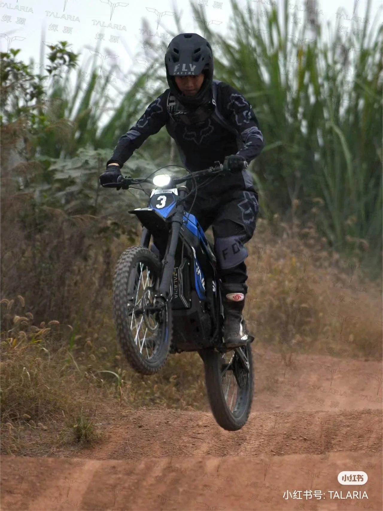 Talaria Sting R 60V 8000W Middrive Hybrid Ebike 45AH 85KM/h 369N.M Off-Road Electric Dirt Bike Electric Motorcycle RISE DEFENSE SYSTEMS.AI PRODUCTS