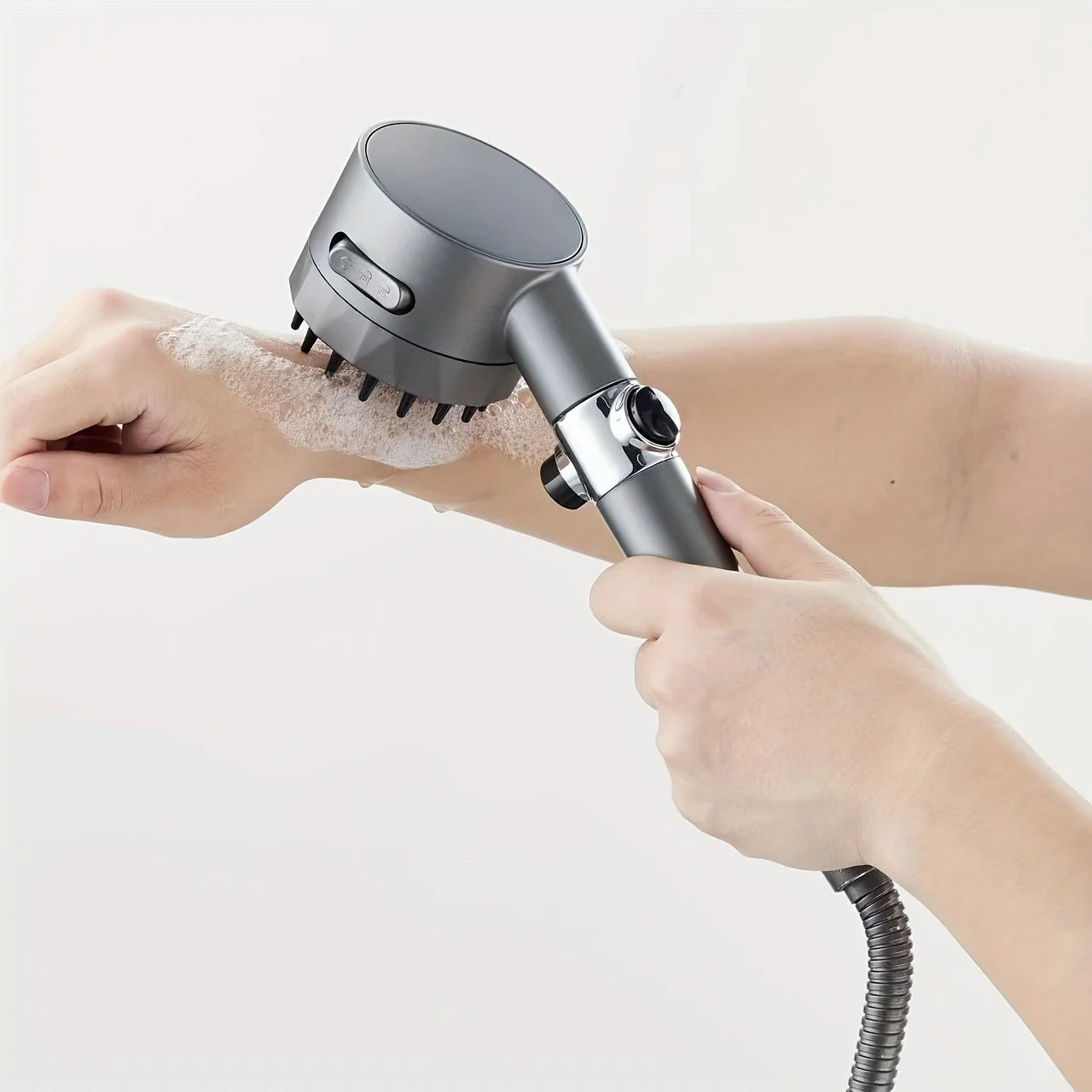 New self-contained silicone soft particle massage showerhead, three-position function adjustable pressurized showerhead. RISE DEFENSE SYSTEMS.AI PRODUCTS