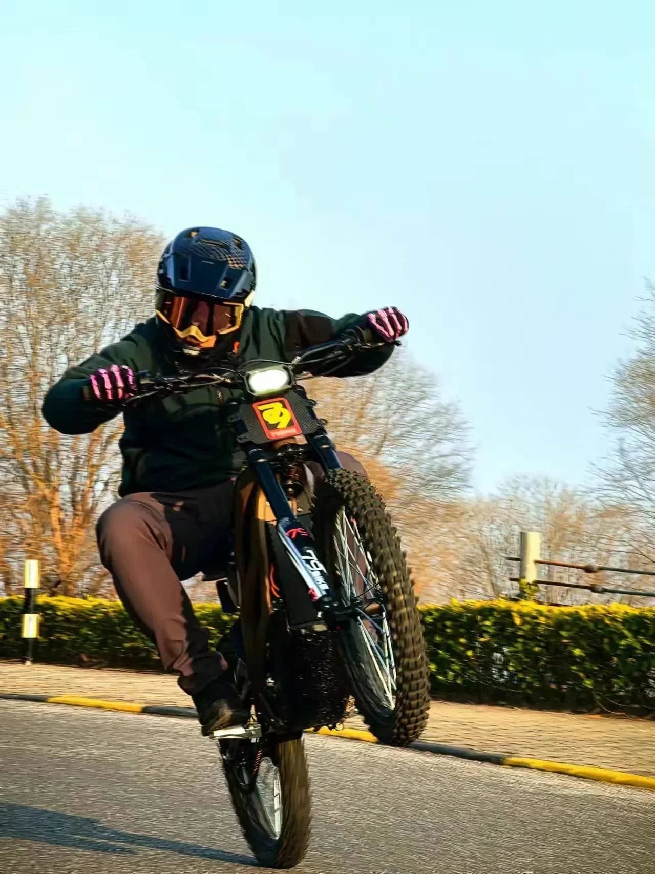 Electric Dirt Bike Motor 72V 5000W Peak Power 10kw 120km Range - RISE DEFENSE SYSTEMS.AI PRODUCTS